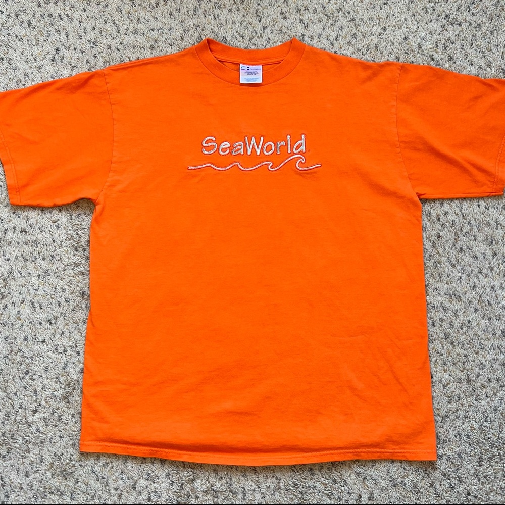 Vintage Bright Orange Sea World Tshirt with Silver Foil Embroidered Graphic